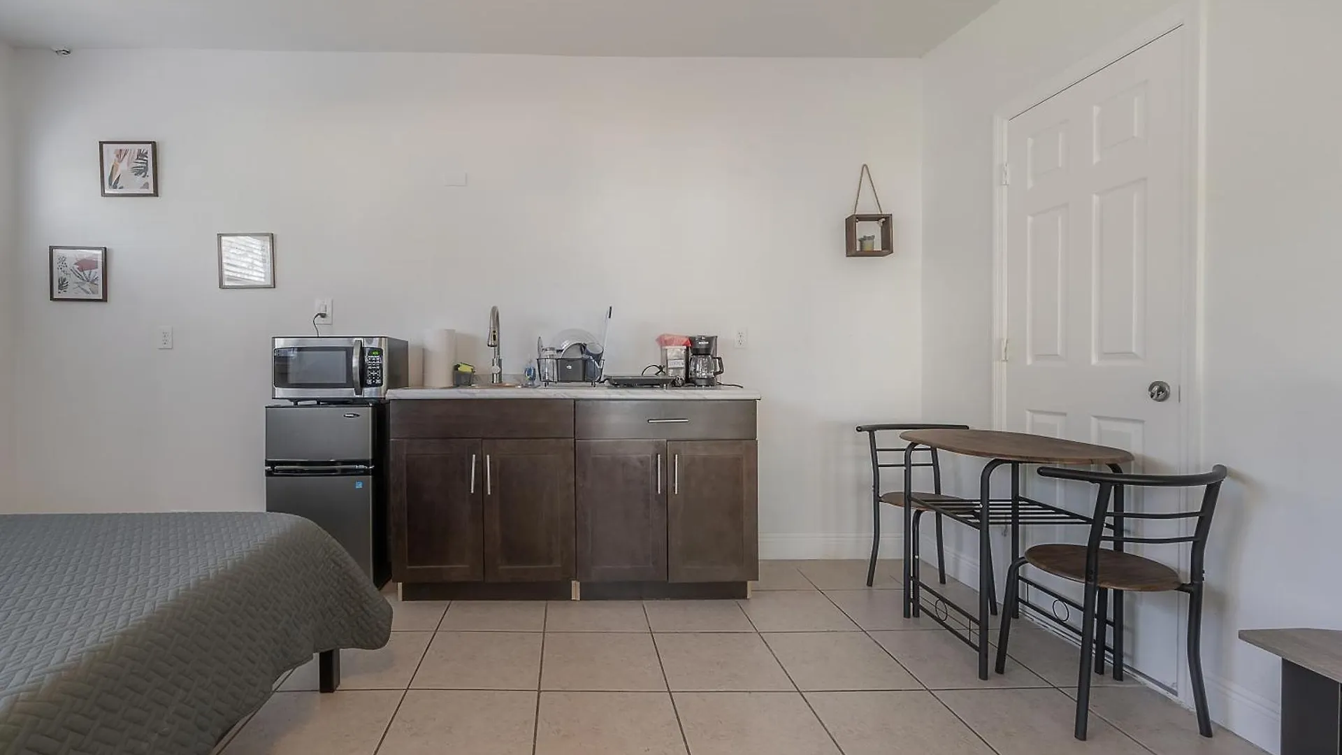 Apartment Stadium Suite With Area & Parking Tampa